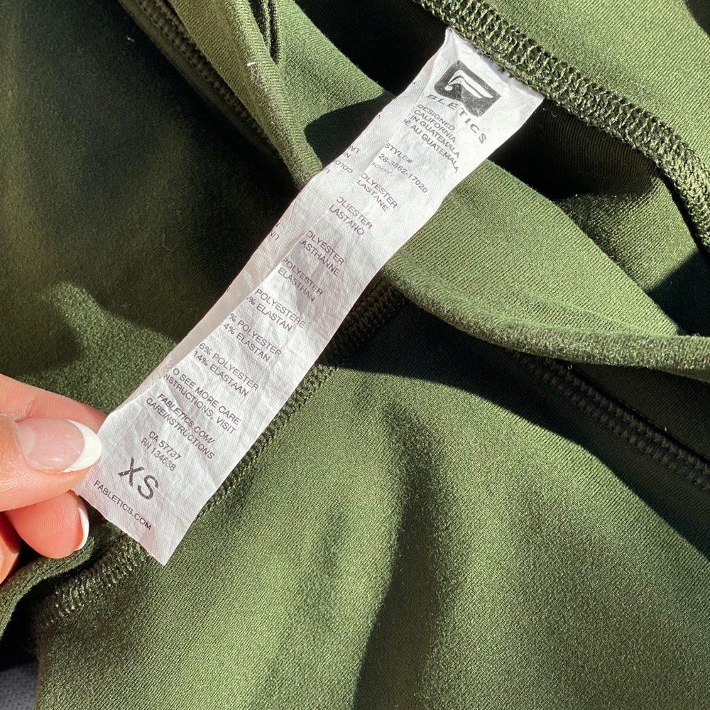 Fabletics Bundle! - image 4